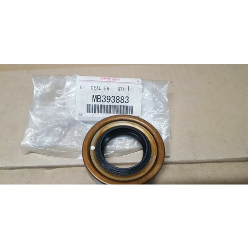 Differential Oil Seal - Front LHS - Suit Mitsubishi Pajero 1996 to 2017 - BRAND NEW - MB393883