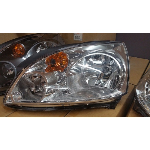 LHS Headlight to suit Mitsubishi 380 BRAND NEW GENUINE - MN181399