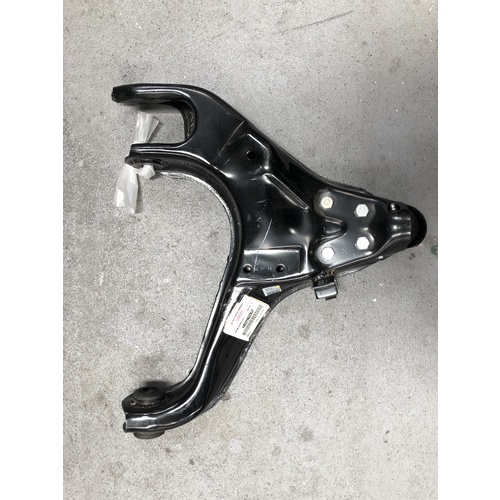 Front LOWER Control Arm LHS to suit Mitsubishi Triton MK 4x4 - BRAND NEW GENUINE - MR296267